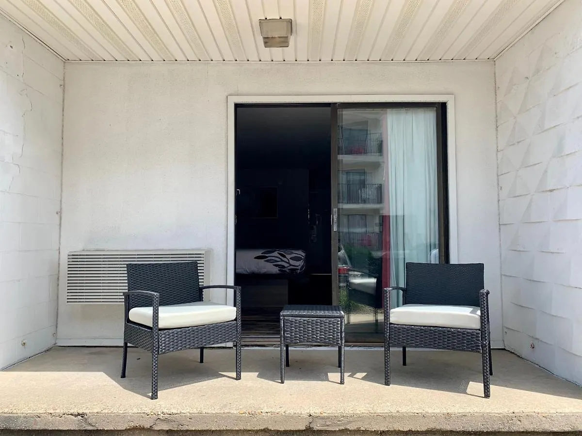 Simple Life Motel آوشين سيتي
