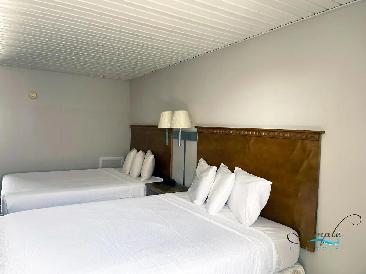 Simple Life Motel آوشين سيتي 2*,